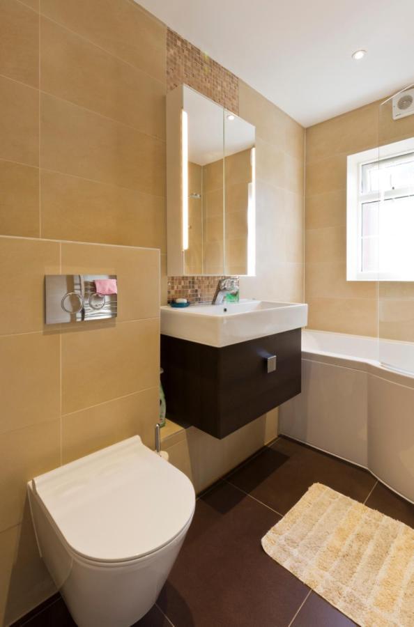 Leafy Suburban Bed And Breakfast Northwood  ภายนอก รูปภาพ